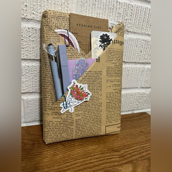 Other - Blind Date with a Book (Without Added Bundle)
